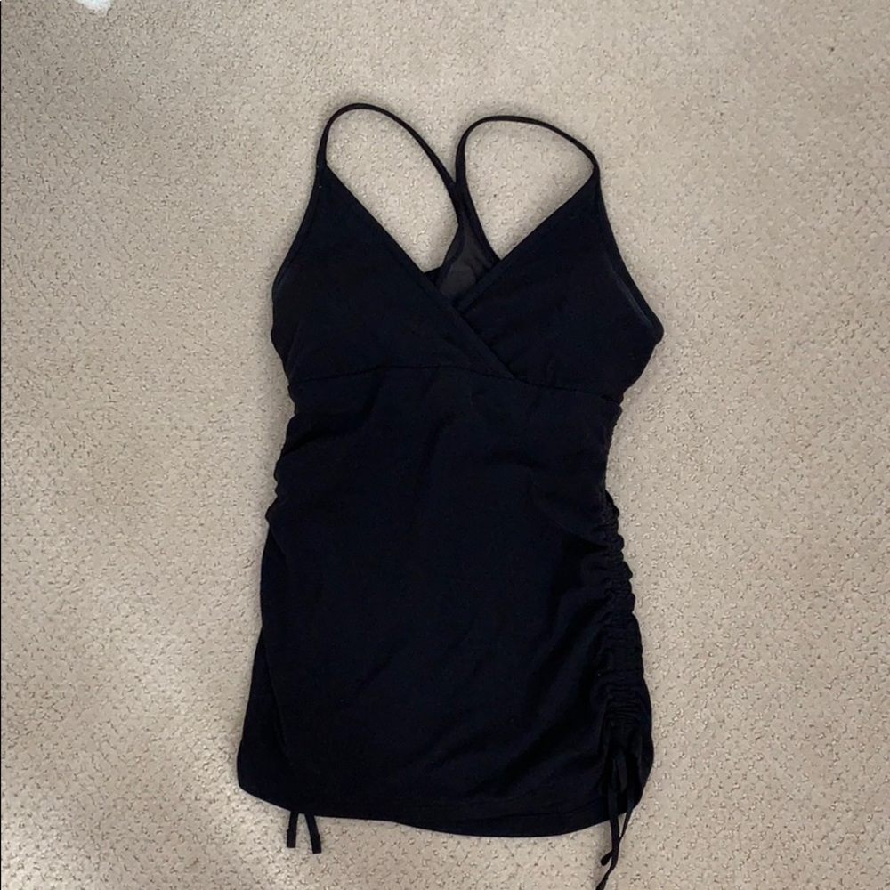 Lululemon black v neck style top